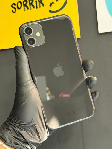 iPhone 11 64gbs