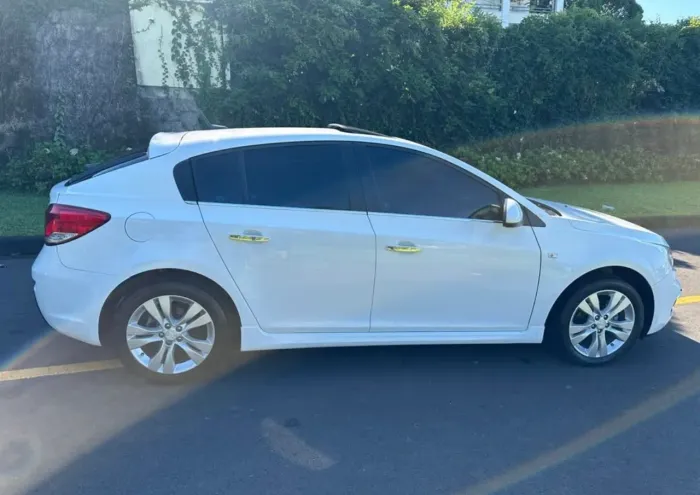 Chevrolet Cruze HB Sport LTZ 1.8 16V Flexp. 5P AUT 2015