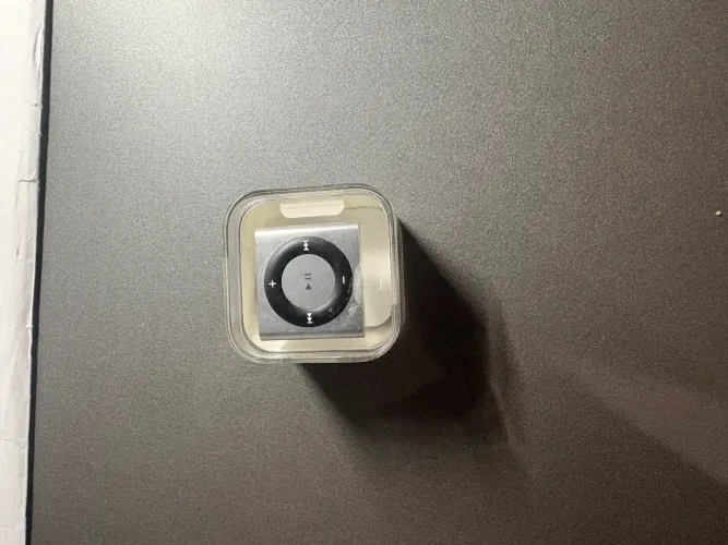 iPod shufle - 16GB