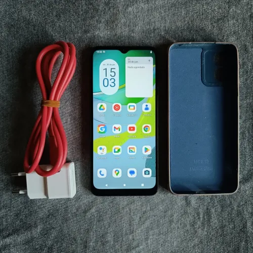 Motorola Moto E13 Cosmic Black Seminovo