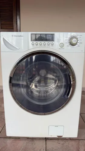 MÁQUINA LAVA E SECA ELETROLUX 9KG