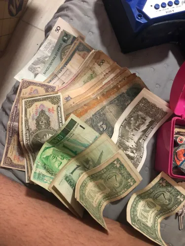 Notas de dinheiro antigas