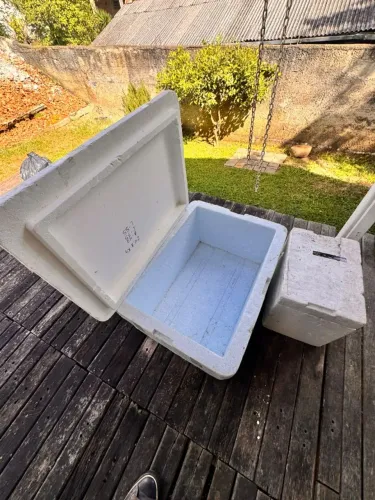 Caixa de Isopor 100L