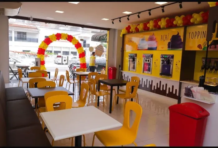 VENDO ESTRUTURA COMPLETA PRA SORVETERIA/ACAITERIA