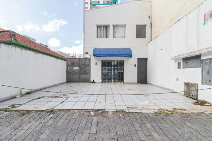 Galpão na Rua Visconde de Itaboraí, 309 - 309 A 220 m²