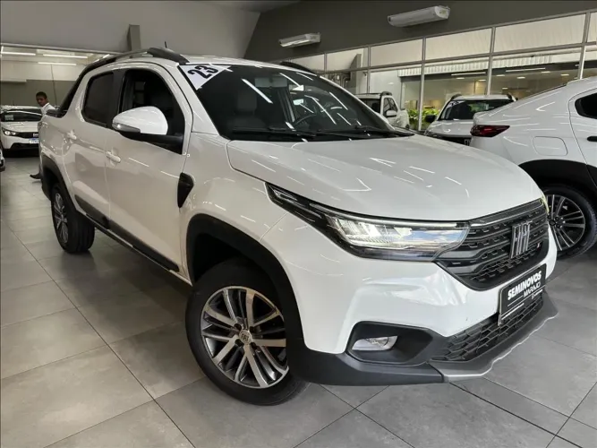Fiat Strada Volcano 1.3 Flex 8V CD Aut. 2023