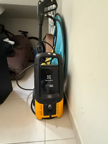 Lavadora de alta pressão Electrolux