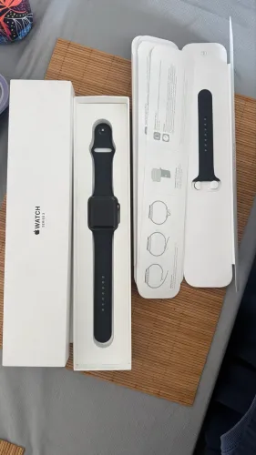 Apple Watch series 3 42mm com defeito