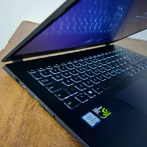 Notebook ASUS / X571gt