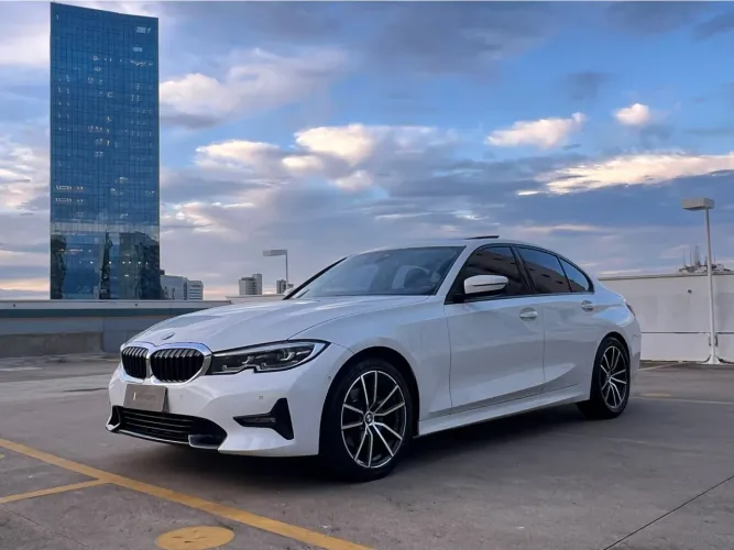 BMW 320I A 2.0 Turbo/activeflex 16V 184cv 4P 2022