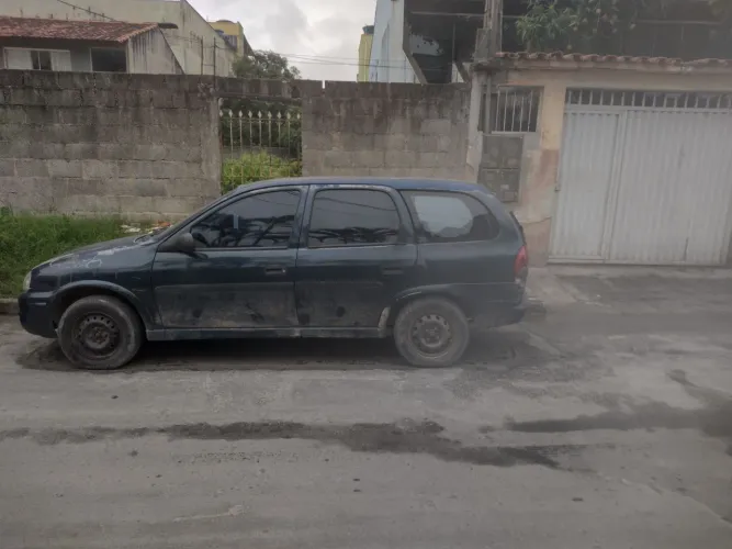 Chevrolet Corsa Wagon GLS 1.6 16V MPFI 4P 2001