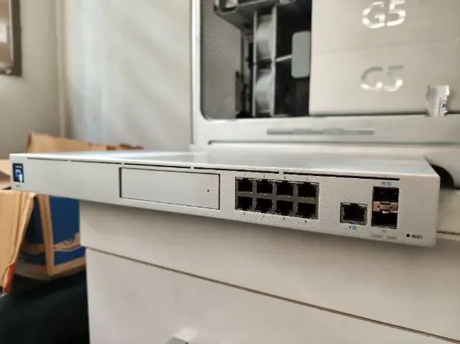 Gateway Ubiquiti Unifi Dream Machine Pro