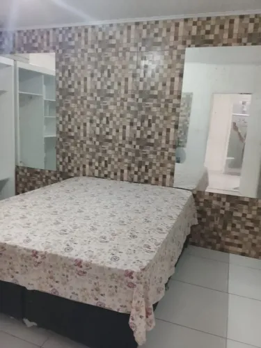 Quarto na atalaia com mobiliado