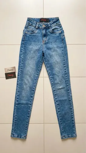 Calça jeans nova