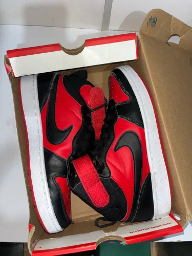 Nike borough mid 2
