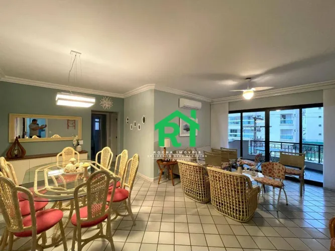 Apartamento com 3 quartos (2 suítes), sacada e 1 vaga à venda em Enseada, Guarujá