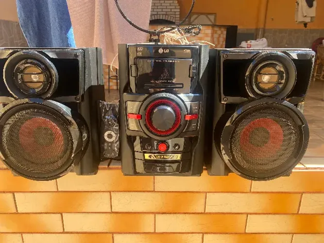 Vendo micro sistem LG preto piano