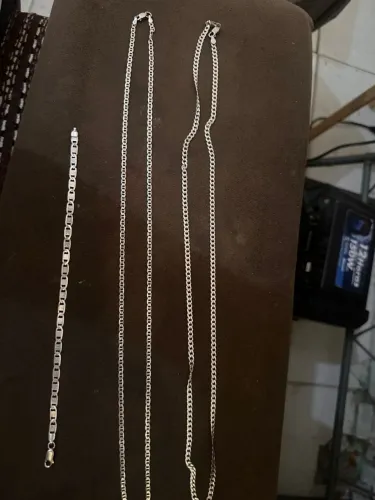 Cordão de prata