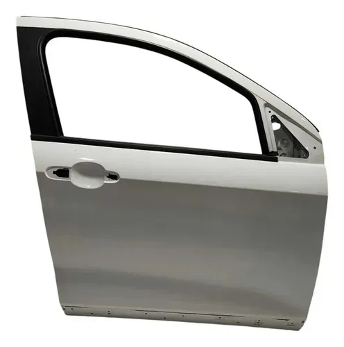 Porta Dianteira Direita Fiat Fastback 1.3 2022 2023 A 2025 Dianteira Direito Branco