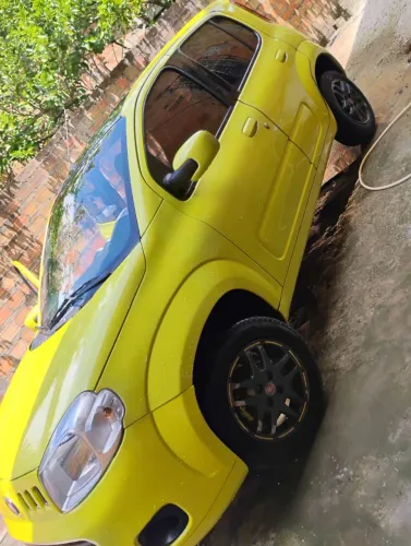 Fiat Uno Vivace/rua 1.0 EVO Fire Flex 8V 5P 2012
