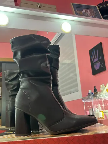 vendo Bota cano médio 