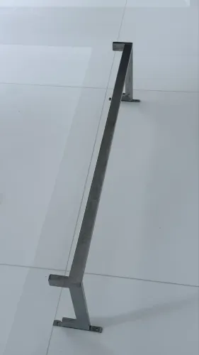 Araras de parede para roupa em inox 
