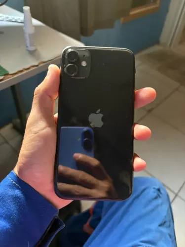iPhone 11