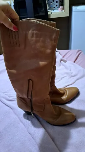 Bota cano longo couro