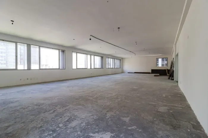 Sala comercial na Avenida Paulista, 777 - CONJUNTO 31 e 32 400 m²