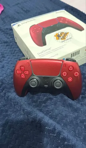 Manete PS5 vermelha