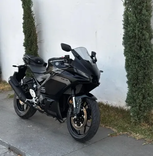YAMAHA YZF R3 CONNECTED ABS 2026
