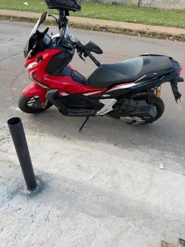 Honda adv