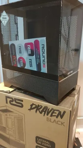 Gabinete gamer novo