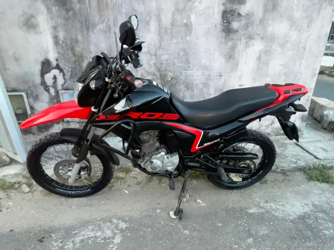 Bros 160