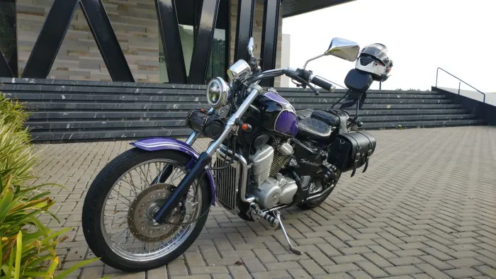 Moto Honda Shadow 600 VT Costumizada 