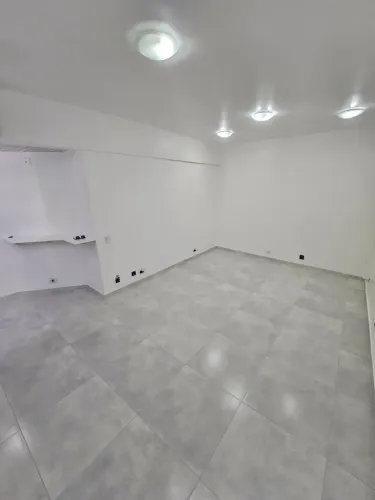 SALA COMERCIAL EM RAMOS (REFORMADA)