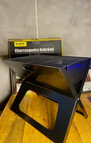 Vendo churrasqueira portátil dobravel
