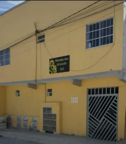 Alugo kitnets no Barroso/Castelão com água inclusa 
