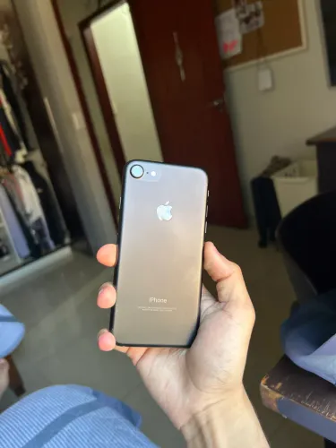 iPhone 7 preto 32gb 