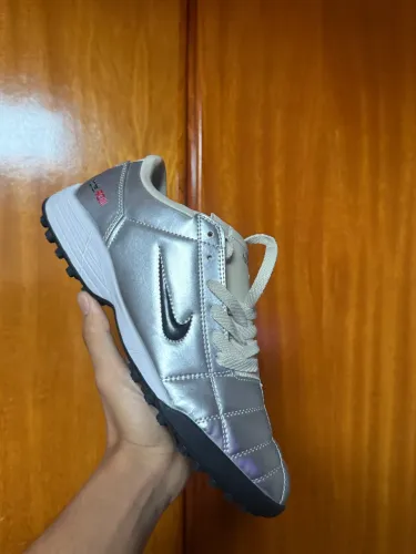 Chuteira Society Nike Total 90III Prata Tamanho 42.5