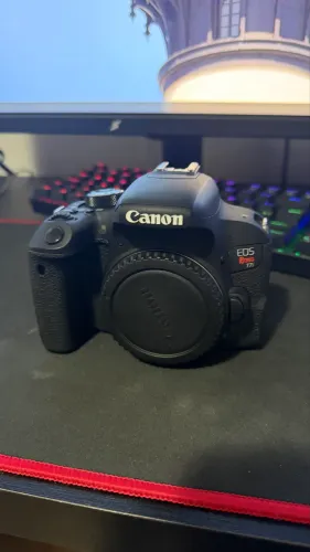 Canon T7i + lente 18-55mm