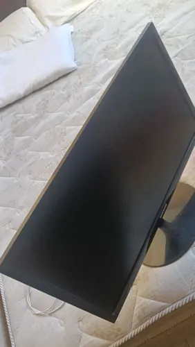 Monitor 24