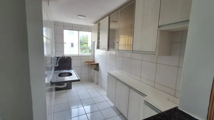 ALUGO APARTAMENTO SEMI MOBILIADO