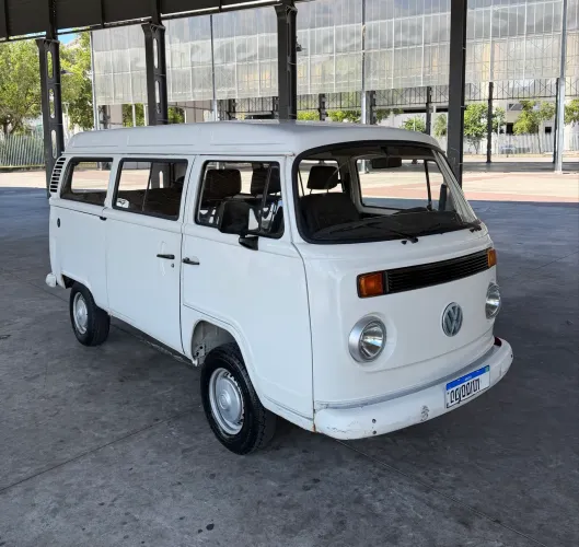Volkswagen Kombi Standard/ Luxo/ Serie Prata 2005