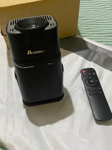 Projetor HY320 Pro + Tela de Projeção Grande | Cinema em Casa | Funcionando Perfeitamente