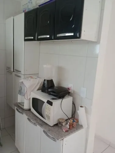 Armário de cozinha de parede com balcão incluso 