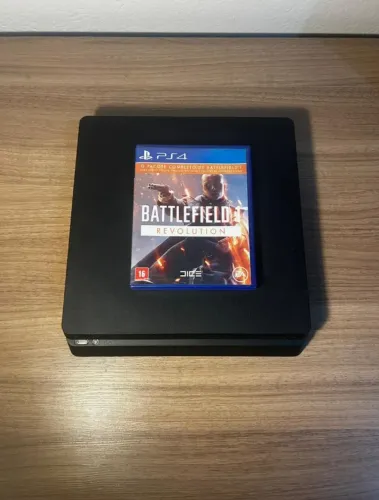 Playstation 4 - SEMI NOVO + JOGO FISICO