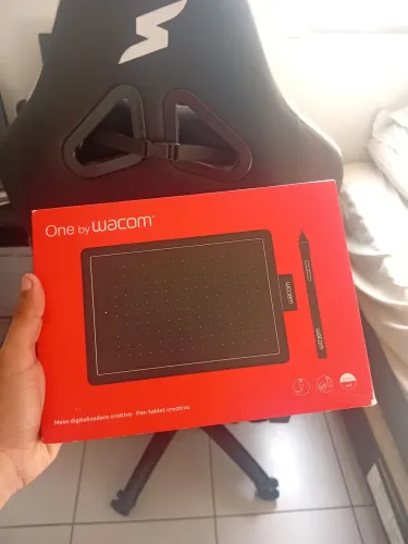 Mesa Digitalizadora One by Wacom - Original, Precisão e Ideal para Iniciantes