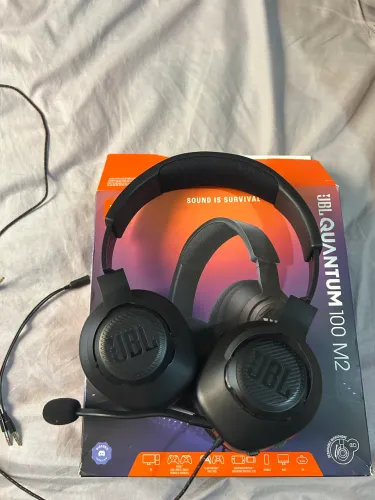 Fone JBL headset quantum 100 m2