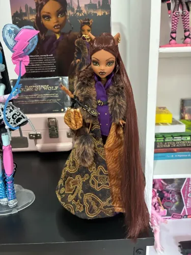 Clawdeen House of Wolf